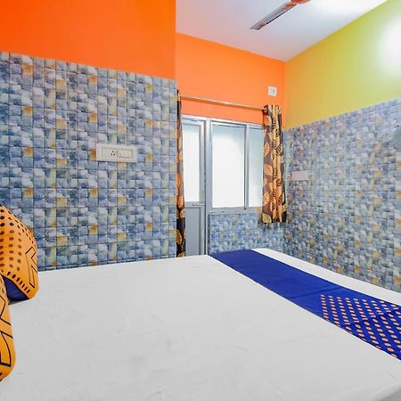 Spot On 74542 Aarav Hotel Jādabpur Dış mekan fotoğraf
