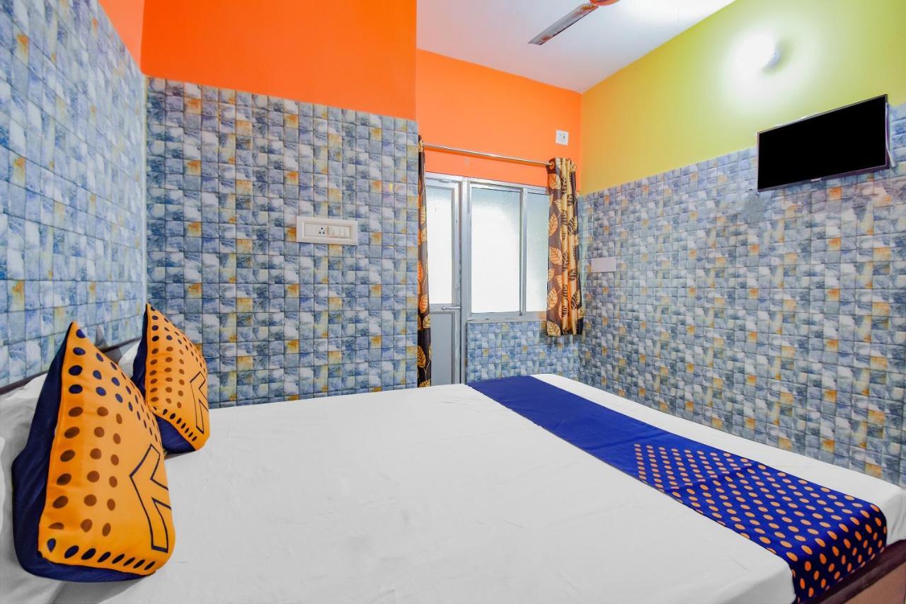Spot On 74542 Aarav Hotel Jādabpur Dış mekan fotoğraf